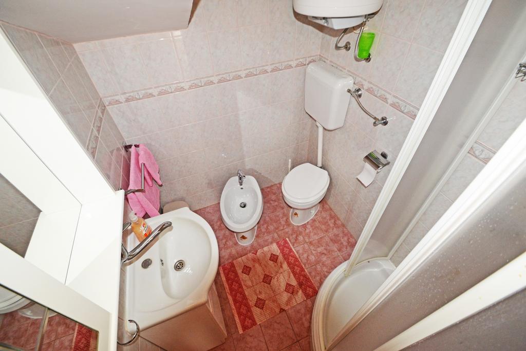 Apartments Stojakovic ポレッチ 部屋 写真