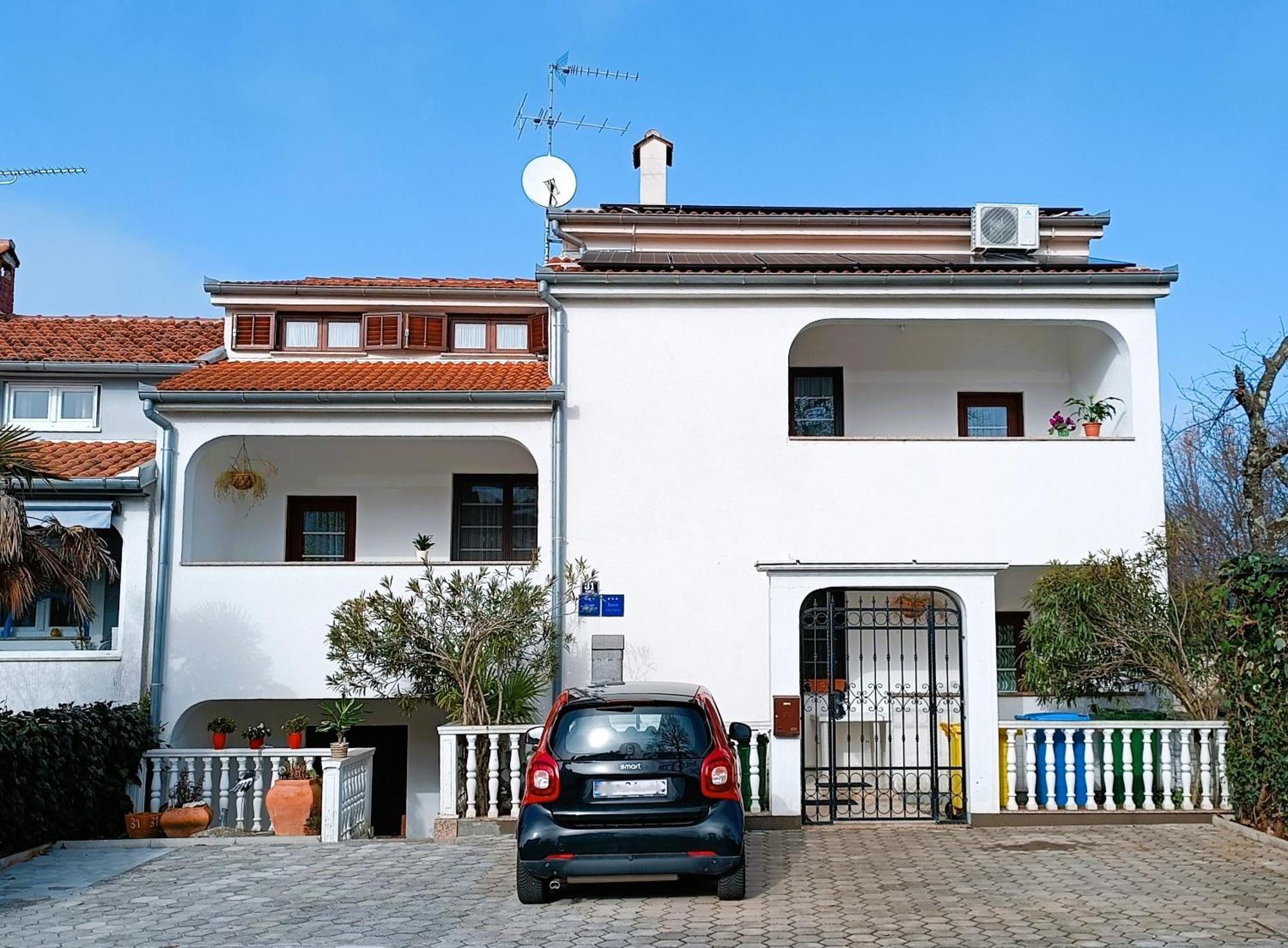 Apartments Stojakovic ポレッチ エクステリア 写真