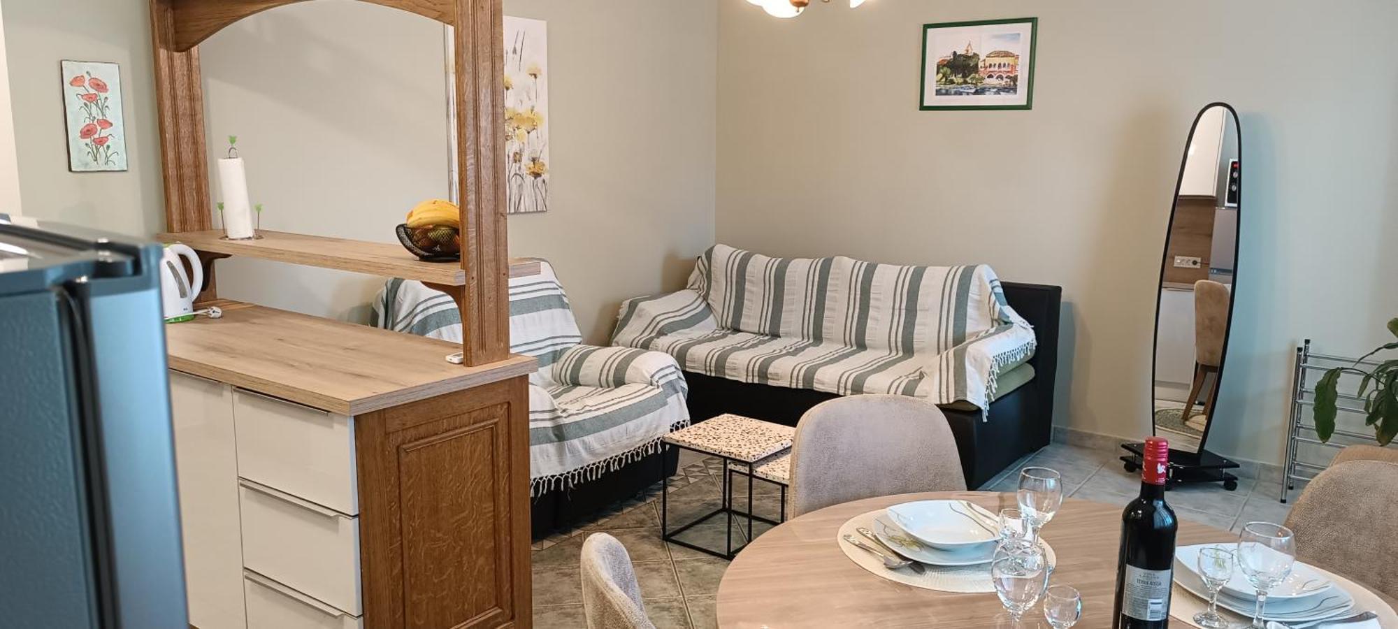 Apartments Stojakovic ポレッチ エクステリア 写真