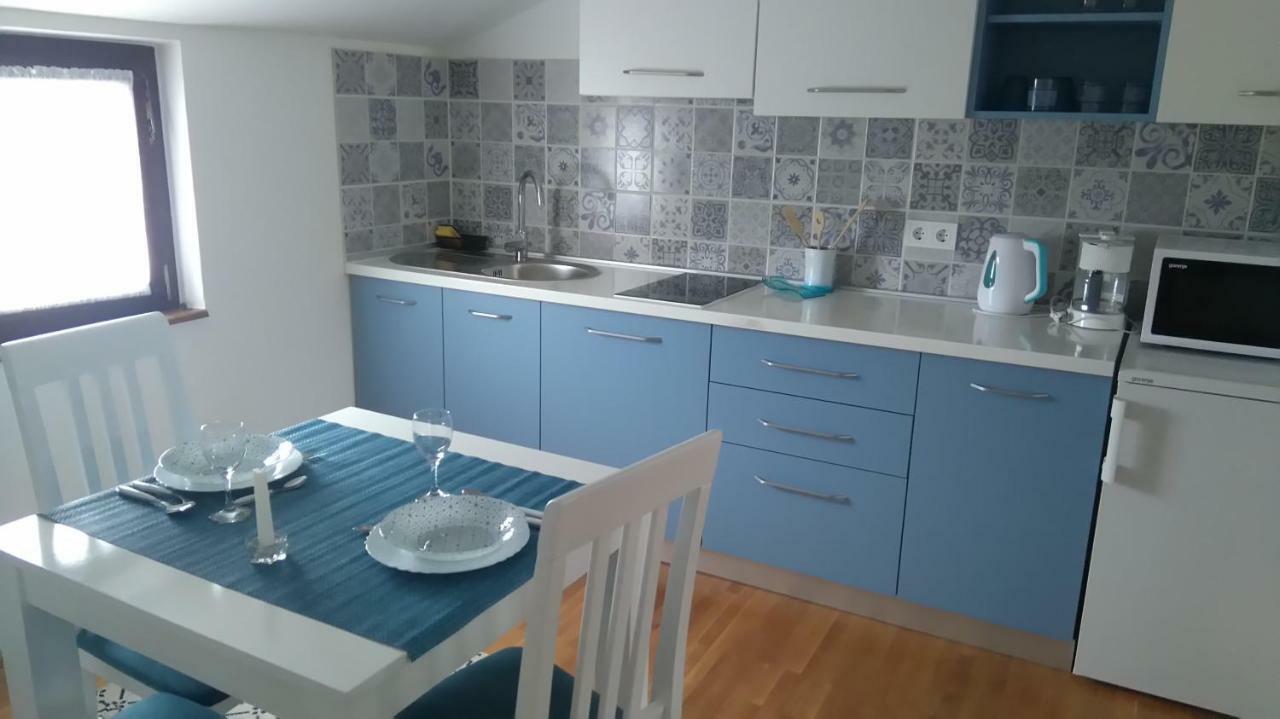 Apartments Stojakovic ポレッチ エクステリア 写真
